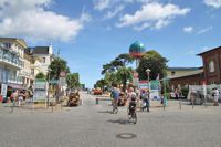 Seebrückenvorplatz und Turmcafe Zinnowitz